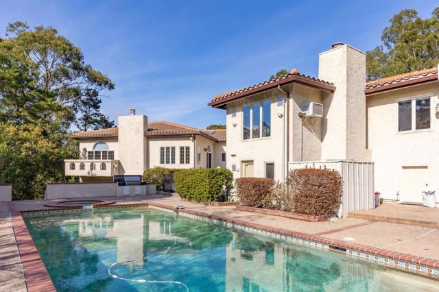 1035 Macadamia Drive, Hillsborough CA: https://media.crmls.org/mediaz/7d4fea7b-c59b-41ca-b48d-f8b862f75c0f.jpg