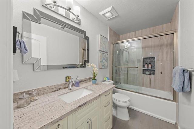 105 Calle Nivel, Los Gatos CA: https://media.crmls.org/mediaz/7d50eab5-d615-4f5e-88ab-2fd920118297.jpg