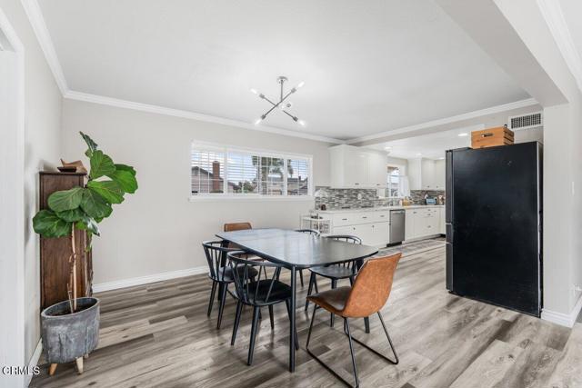 1431 Lakehurst Street, Oxnard CA: https://media.crmls.org/mediaz/7d50f3ae-b62f-47a0-b776-67fcdac0f58e.jpg
