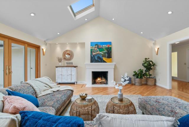 900 E Bel Mar Drive, La Selva Beach CA: https://media.crmls.org/mediaz/7d511568-333b-4111-a46c-107bdae6d099.jpg