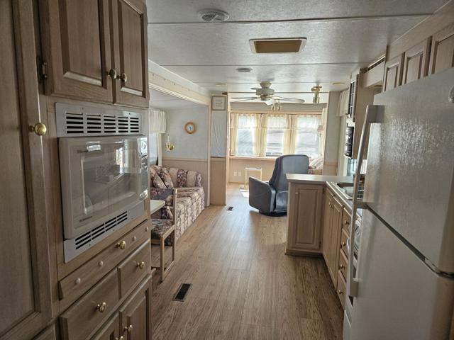 84136 Avenue 44, Indio CA: https://media.crmls.org/mediaz/7d5296e6-02b6-4a17-864a-56a95e36d09d.jpg