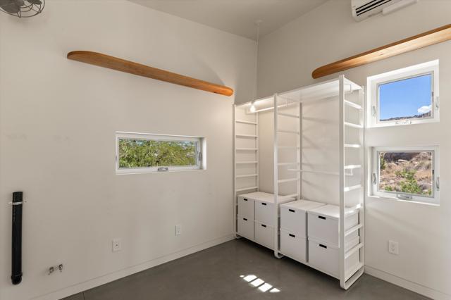 8744 Star Lane, Joshua Tree CA: https://media.crmls.org/mediaz/7d536080-4b12-4b13-ac7c-d7cc2a493b82.jpg