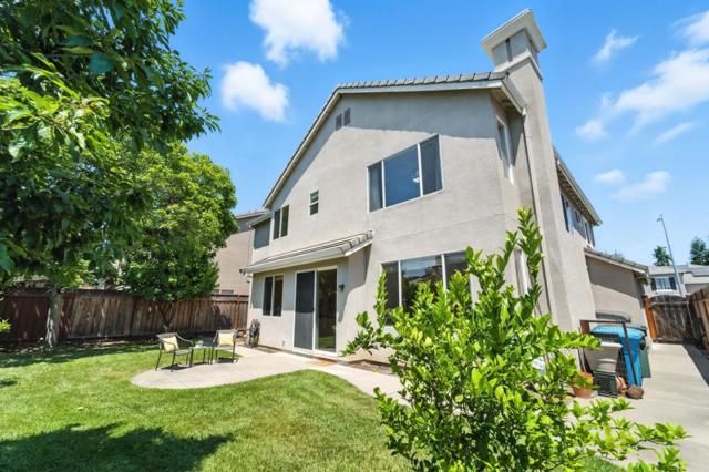 1480 Finch Lane, Gilroy CA: https://media.crmls.org/mediaz/7d544d34-4200-441f-b586-3834a8f865e9.jpg