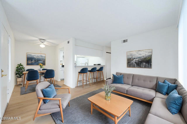 2307 Lillyvale Avenue, Los Angeles CA: https://media.crmls.org/mediaz/7d5651a8-ce87-4d6b-af77-95611e3483bc.jpg
