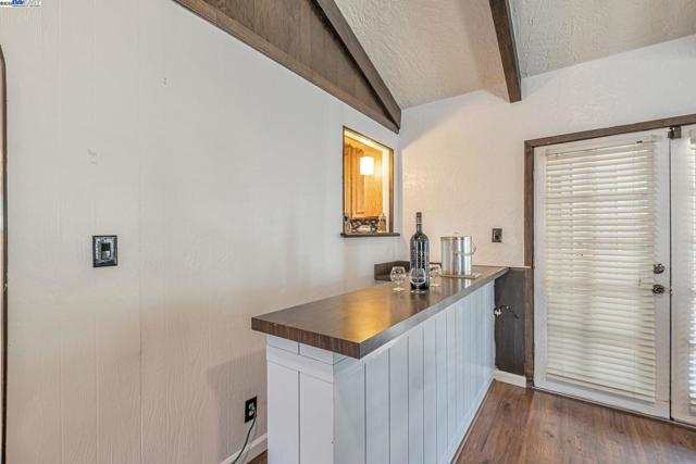 40575 Blacow Road, Fremont CA: https://media.crmls.org/mediaz/7d569c97-b0af-4640-ac64-dc34bbe09f19.jpg