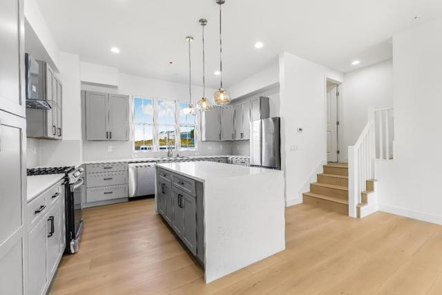 409 San Luis Avenue, Watsonville CA: https://media.crmls.org/mediaz/7d5722bb-39d7-4fdf-a1b2-99eef14ec923.jpg