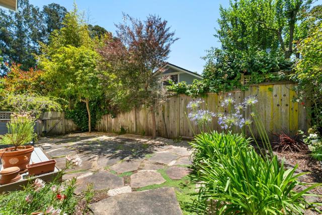 3135 Mar Vista Drive, Aptos CA: https://media.crmls.org/mediaz/7d585eca-c5e1-4063-a345-400f57f75d56.jpg