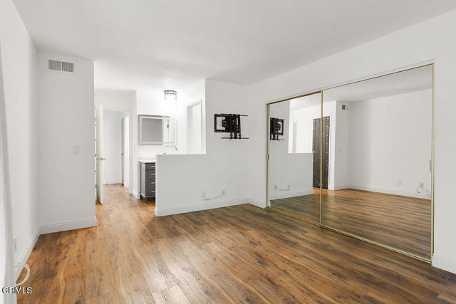 Detail Gallery Image 24 of 31 For 1129 Glenbridge Cir, Westlake Village,  CA 91361 - 2 Beds | 2 Baths