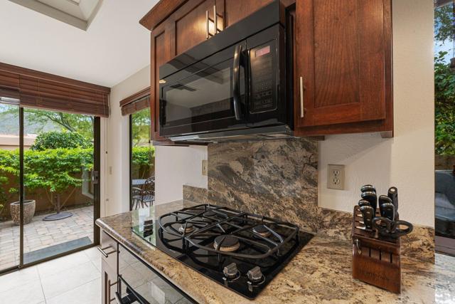 73256 Foxtail Lane, Palm Desert CA: https://media.crmls.org/mediaz/7d596911-84f4-4982-8571-3e67f6081eba.jpg