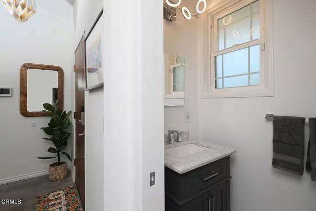 Detail Gallery Image 14 of 19 For 7824 Tujunga Ave, North Hollywood,  CA 91605 - 3 Beds | 1/1 Baths