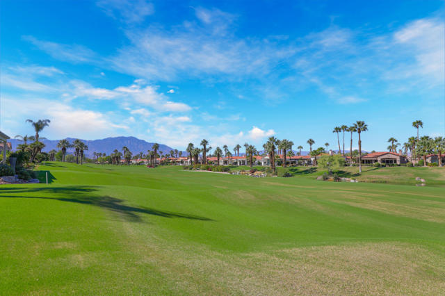 600 Gold Canyon Drive, Palm Desert CA: https://media.crmls.org/mediaz/7d5a8f5a-15ab-4fc6-a40c-104aed5b0f99.jpg
