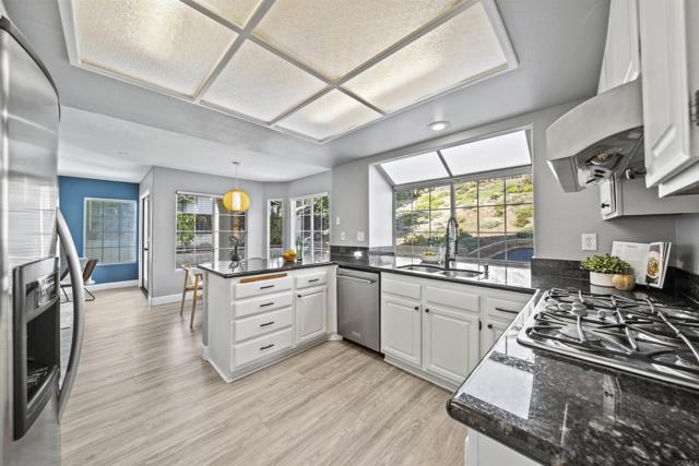 Detail Gallery Image 21 of 47 For 1131 Foxboro Ave, Chula Vista,  CA 91911 - 4 Beds | 2/1 Baths