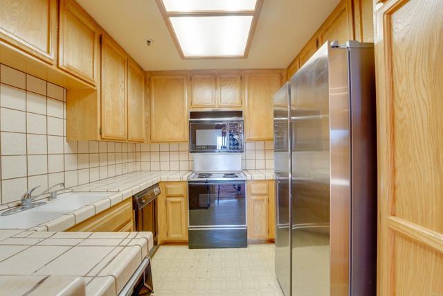 Detail Gallery Image 17 of 43 For 5665 Friars Rd #254 & 256,  San Diego,  CA 92110 - 2 Beds | 2/1 Baths