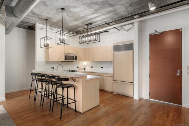 877 Island Ave, San Diego CA: https://media.crmls.org/mediaz/7d5c79dc-71bc-41a5-8468-bf432359c5b7.jpg