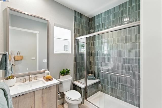 1685 Arione Street, Brentwood CA: https://media.crmls.org/mediaz/7d5d0da4-77a1-46ca-be61-1a8b9f446cdb.jpg