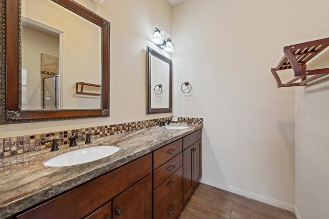 51885 Avenida Bermudas, La Quinta CA: https://media.crmls.org/mediaz/7d5d588c-c9f8-4dcd-951e-89898bda2670.jpg