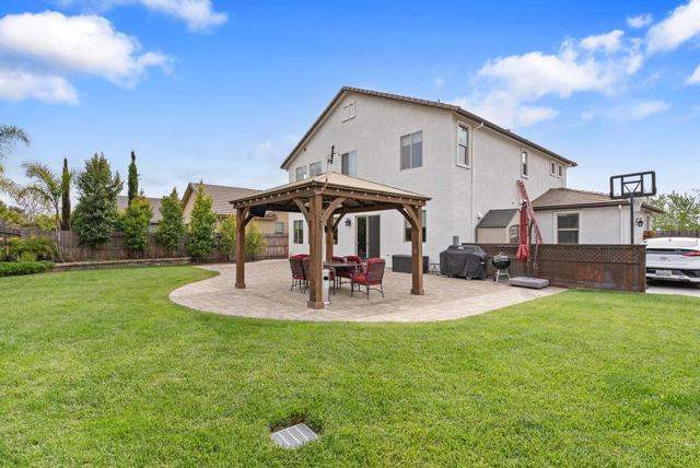 1515 Sunflower Drive, Hollister CA: https://media.crmls.org/mediaz/7d60d472-be05-40e4-a489-6889229ce6f3.jpg