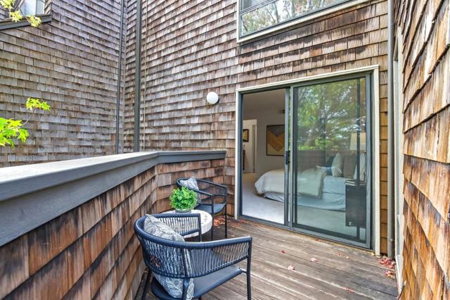 103 Peter Coutts Circle, Stanford CA: https://media.crmls.org/mediaz/7d615ed8-ec24-44f5-8c0e-c9b487dce725.jpg