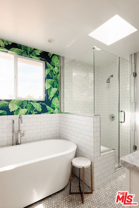 3739 Barry Avenue, Los Angeles CA: https://media.crmls.org/mediaz/7d61c111-d6db-4b60-8c31-76e9329eb212.jpg