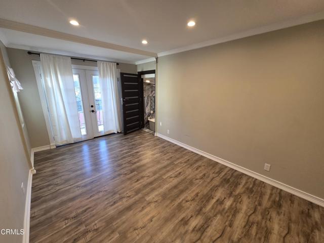 Detail Gallery Image 14 of 19 For 2434 Olive Ave, La Crescenta,  CA 91214 - 2 Beds | 2 Baths