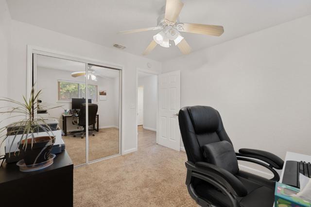4165 Ernestine Way, North Highlands CA: https://media.crmls.org/mediaz/7d63029b-5dd0-4b76-942f-1b2aa7b6129b.jpg