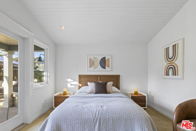 505 Panama Avenue, Long Beach CA: https://media.crmls.org/mediaz/7d6343ef-cb65-4e5f-aa83-49307d4f2db5.jpg