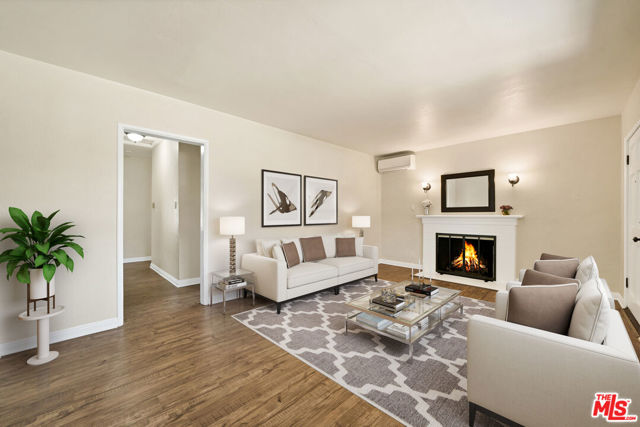 13012 WOODCOCK Avenue photo 2
