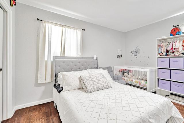 2105 Geneva Drive, Modesto CA: https://media.crmls.org/mediaz/7d64ca46-a766-468c-a82d-3a48a45695c6.jpg