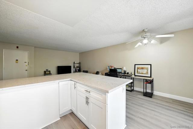 7838 Cowles Mountain Court, San Diego CA: https://media.crmls.org/mediaz/7d672669-b95a-406b-acb8-cd0b7ca0888e.jpg