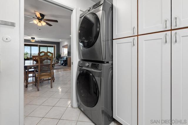 2530 Clairemont Dr, San Diego CA: https://media.crmls.org/mediaz/7d67514c-c734-42d3-9ec6-fbdbcb6d8bd8.jpg