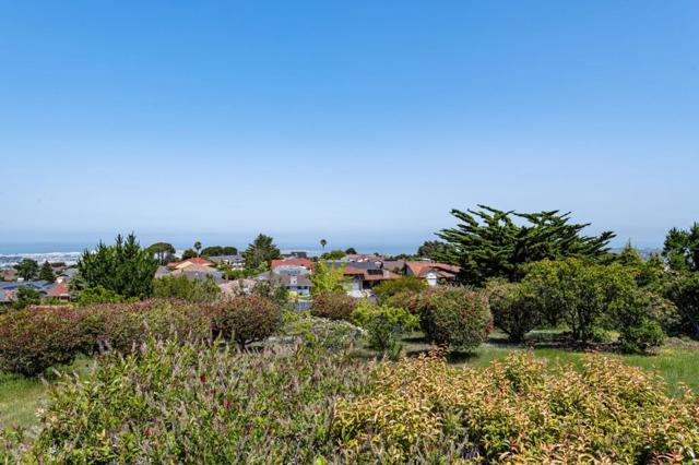 1550 Frontera Way, Millbrae CA: https://media.crmls.org/mediaz/7d680fa2-4a2e-4c39-bb7f-6273906c07c3.jpg