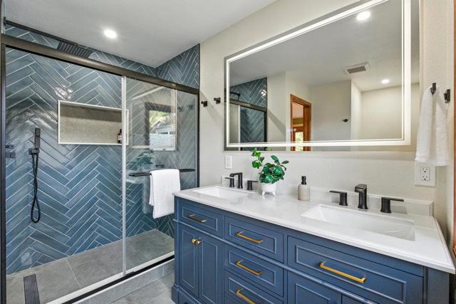 430 Marine Boulevard, Moss Beach CA: https://media.crmls.org/mediaz/7d69e2a7-9401-4e91-bc35-8ad7cfee75d8.jpg