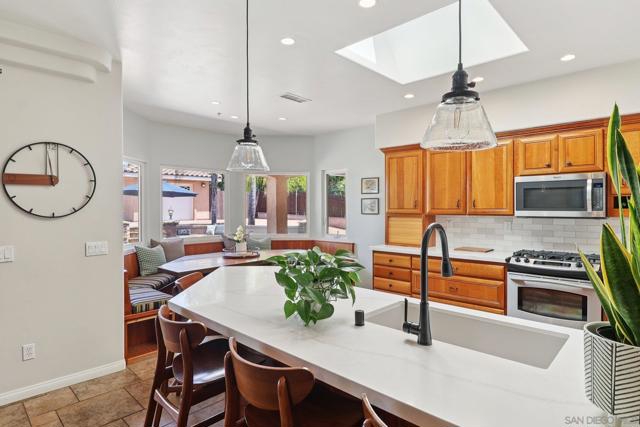16112 Arena Drive, Ramona CA: https://media.crmls.org/mediaz/7d6a118b-4448-4e57-a009-62b7e7358490.jpg