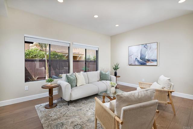 Detail Gallery Image 4 of 28 For 3045 Greenwich St, Carlsbad,  CA 92010 - 4 Beds | 2/1 Baths