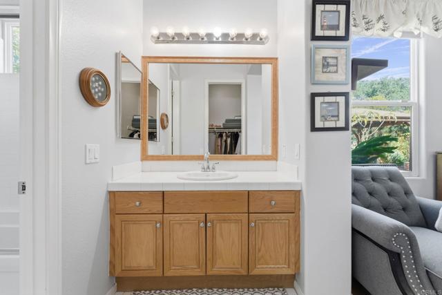 Detail Gallery Image 26 of 73 For 15141 Post Oak Ln, El Cajon,  CA 92021 - 3 Beds | 3/1 Baths