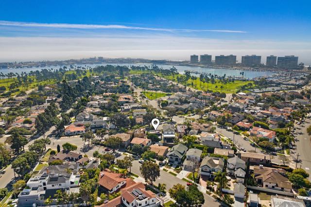 1611 San Luis Rey, Coronado CA: https://media.crmls.org/mediaz/7d6ab0e8-f0f3-44cf-891e-565aa67fd36f.jpg