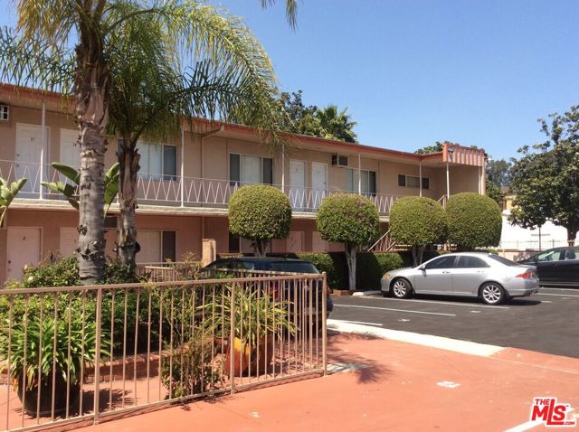 10926 Hortense Street, North Hollywood CA: https://media.crmls.org/mediaz/7d6b0d04-d013-4cc1-b955-c7af27f298b3.jpg