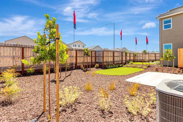 1143 Coyote Peak Way, Hollister CA: https://media.crmls.org/mediaz/7d6b3e28-8141-48e5-949a-de79f0e9da82.jpg