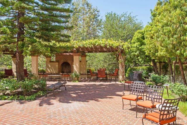 2386 Lapis Road, Carlsbad CA: https://media.crmls.org/mediaz/7d6b95e4-3a26-4b5d-a433-df7ad6c6bcc5.jpg