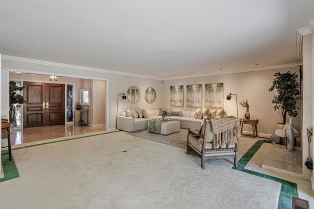 19680 Versailles Way, Saratoga CA: https://media.crmls.org/mediaz/7d6be118-70d0-4619-a863-e14ec045eadd.jpg