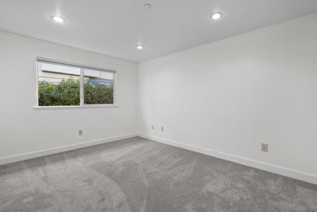 1148 E Cliff Drive, Santa Cruz CA: https://media.crmls.org/mediaz/7d6d0449-59ec-4127-9896-d11afbcbca57.jpg