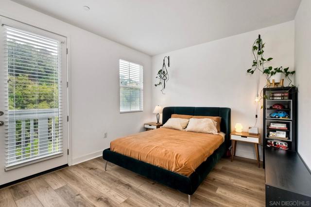 1103 Makena Way, Oceanside CA: https://media.crmls.org/mediaz/7d6d19ec-66f3-4516-9599-09016a1a1869.jpg