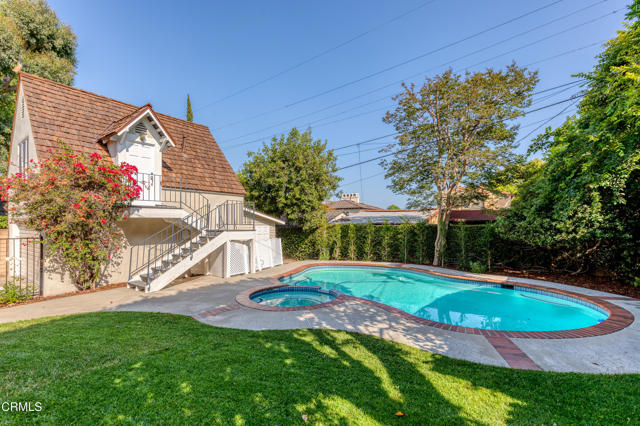 2440 Coniston Place, San Marino CA: https://media.crmls.org/mediaz/7d6d4423-c9c6-4fd6-8eff-6eedf2af4342.jpg
