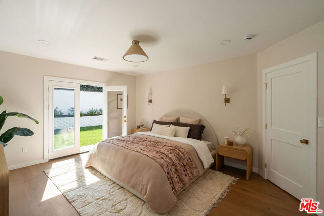 5103 Parkglen Avenue, Los Angeles CA: https://media.crmls.org/mediaz/7d6f7341-9f4a-4ca8-a359-2ad756ad1a25.jpg