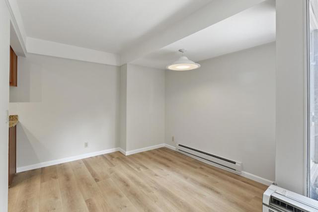 500 W Middlefield Road, Mountain View CA: https://media.crmls.org/mediaz/7d6fb86d-f7d3-43f3-91fb-ae27f59995c1.jpg