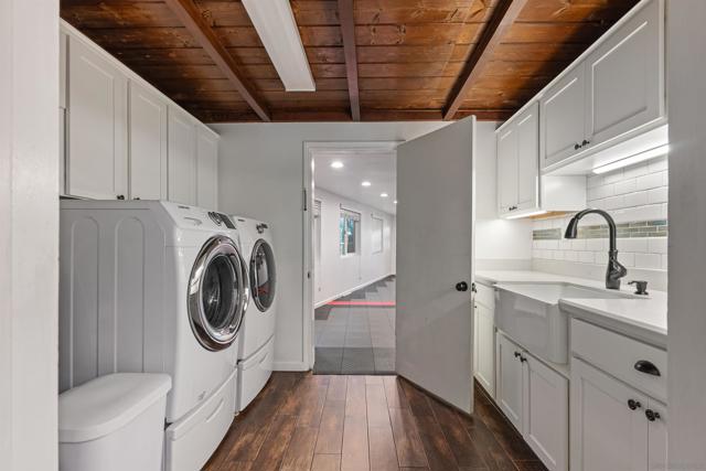 4201 Avenida Gregory, Spring Valley CA: https://media.crmls.org/mediaz/7d6fd8a1-30fb-4d64-b202-cd2ad239aec9.jpg