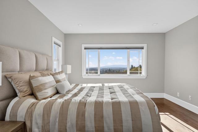 58 Hillcrest Road, San Carlos CA: https://media.crmls.org/mediaz/7d703ea8-b07e-4d71-8073-4f1f7762fcaa.jpg