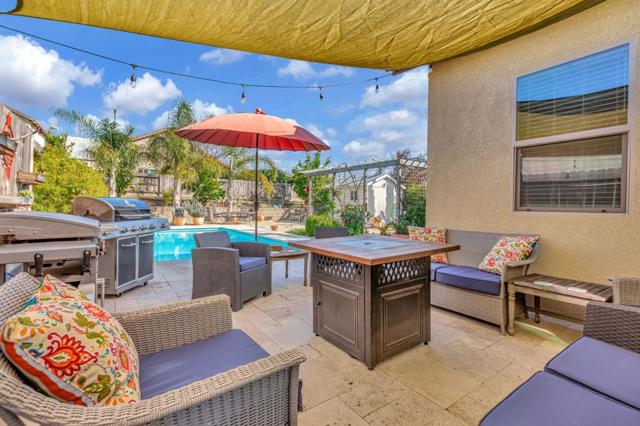 1667 Santana Ranch Drive, Hollister CA: https://media.crmls.org/mediaz/7d7175ac-dbd1-49fb-bac1-4efde52e8db9.jpg