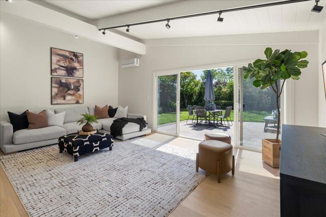 1362 Egret Drive, Sunnyvale CA: https://media.crmls.org/mediaz/7d748d9c-9668-40a0-b75c-d4eb419ec615.jpg
