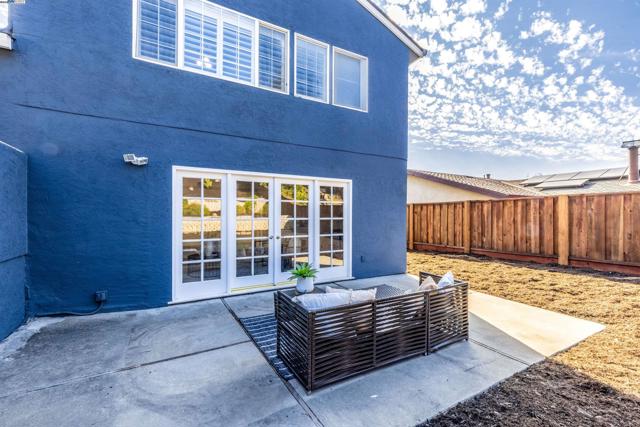 702 Sylvaner Dr, Pleasanton CA: https://media.crmls.org/mediaz/7d7492f2-2d9d-4a9d-bb6e-7e3ead310bb9.jpg